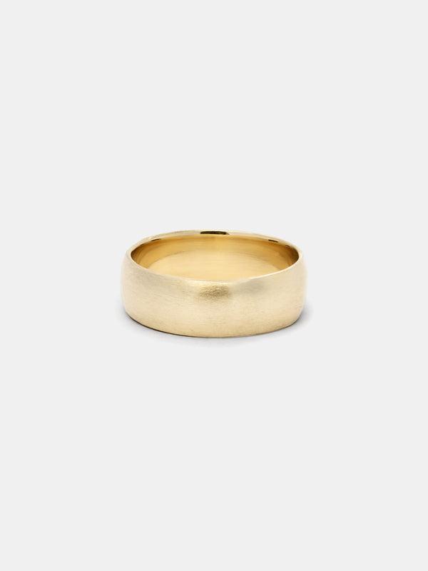 Shown: 14k yellow gold with smooth texture and signature matte finish.