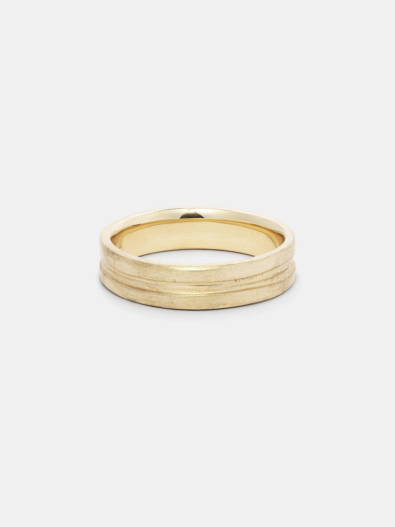 Shown: 14k yellow gold with organic texture and signature matte finish.