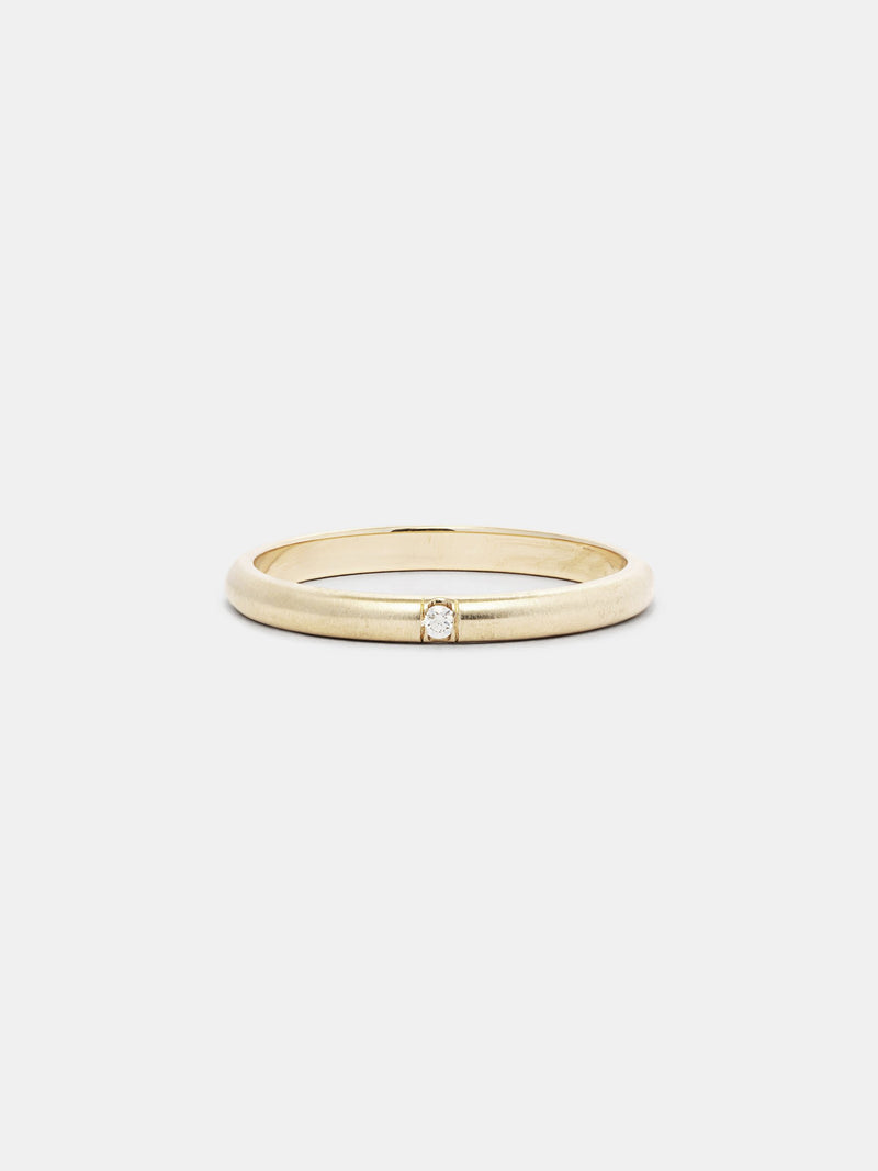 Shown: 14k yellow gold with smooth texture and signature matte finish.