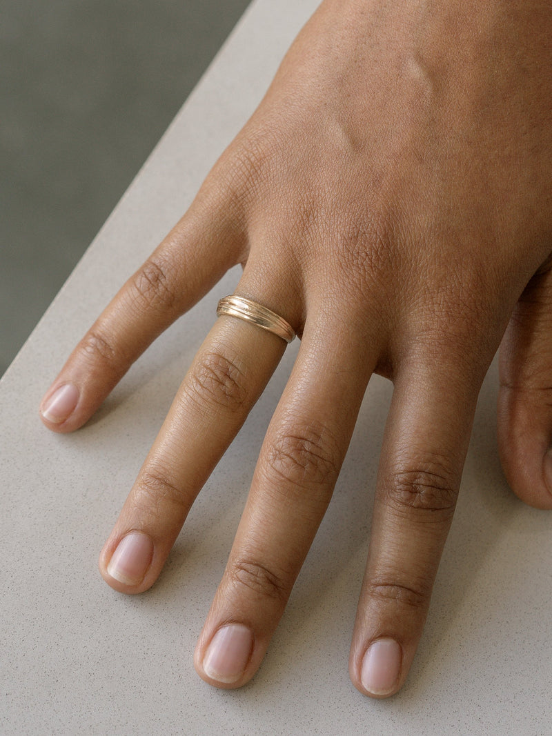 Shown: 14k yellow gold with signature matte finish.