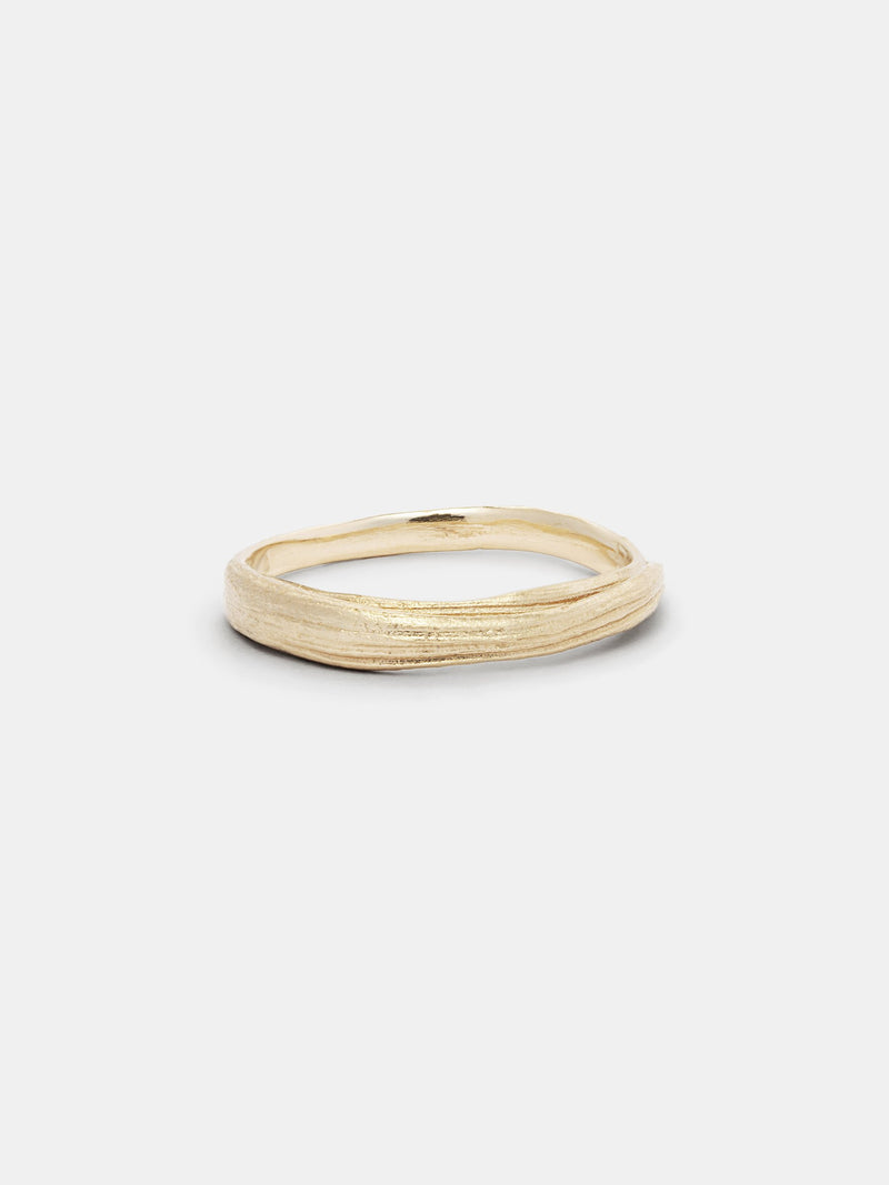 Shown: 14k yellow gold with signature matte finish.