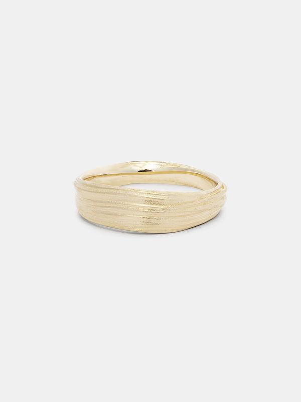 Shown: 14k yellow gold with signature matte finish.