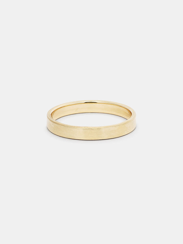 Shown: 14k yellow gold with smooth texture and signature matte finish.