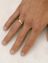 Shown: 14k yellow gold with smooth texture and signature matte finish.