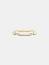 Shown: 14k yellow gold with smooth texture and signature matte finish.