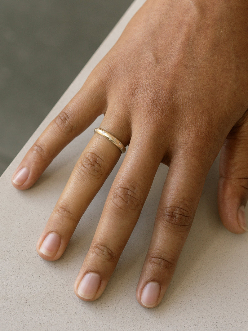 Shown: 14k yellow gold with signature matte finish.