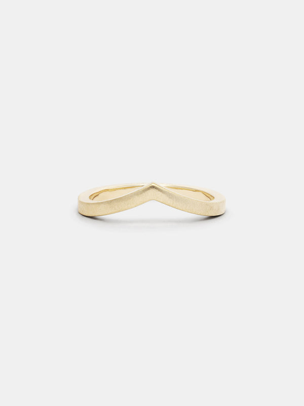 Shown: 14k yellow gold with smooth texture and signature matte finish.