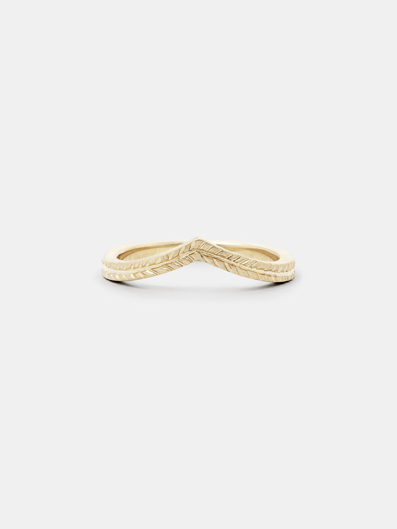 Shown: 14k yellow gold with signature matte finish.