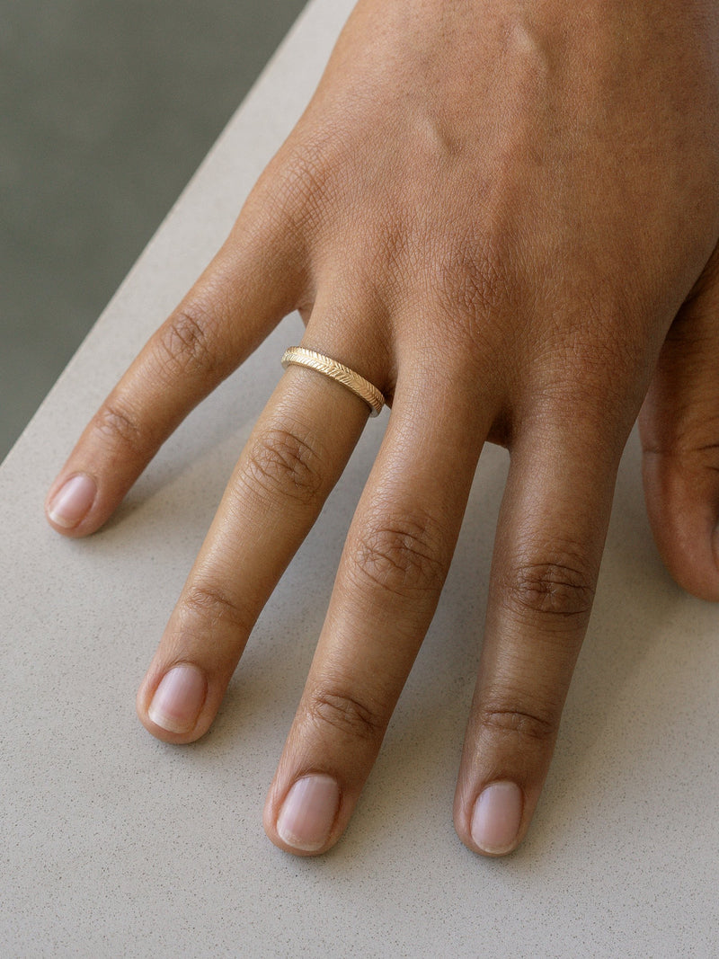 Shown: 14k yellow gold with signature matte finish.