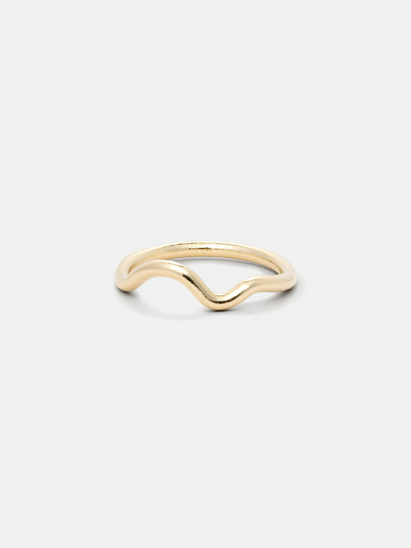 Shown: 14 yellow gold with smooth texture and signature matte finish.